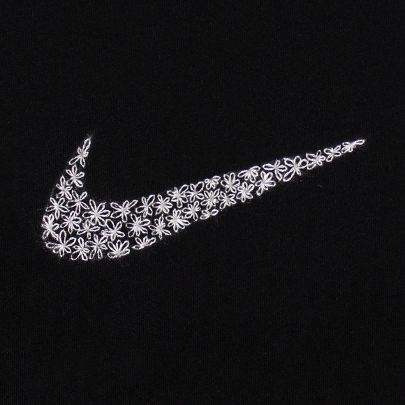 Hand Embroidered Nike Checkmark T-shirt - Picture 2 of 2
